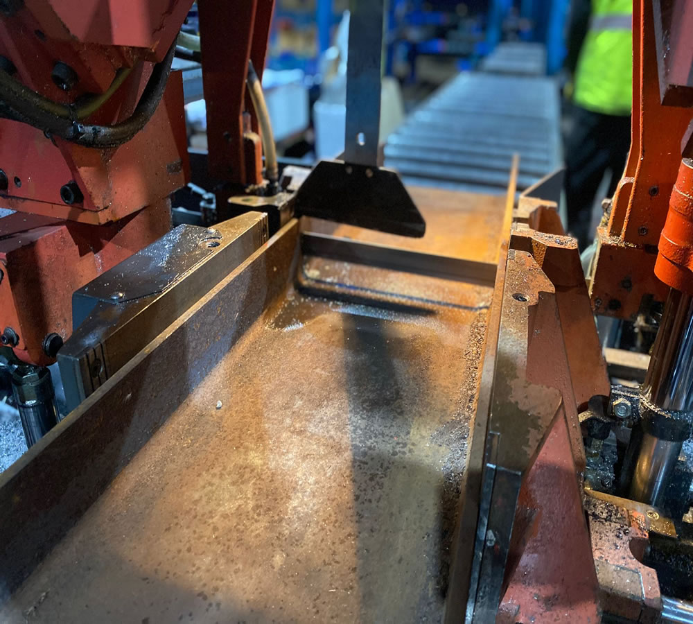 Metal Beam Cutting